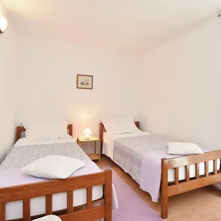 Hébergement de vacances Stone House With Garden, Seaview !! Trogir